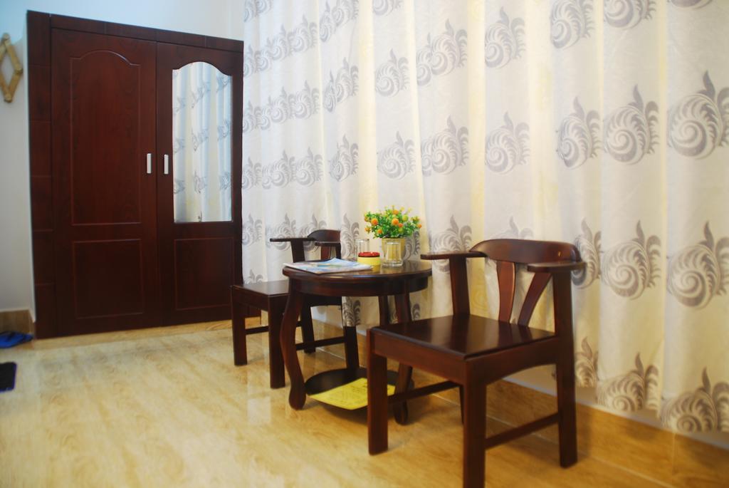 דואונג דונג Phat Tai Hotel חדר תמונה