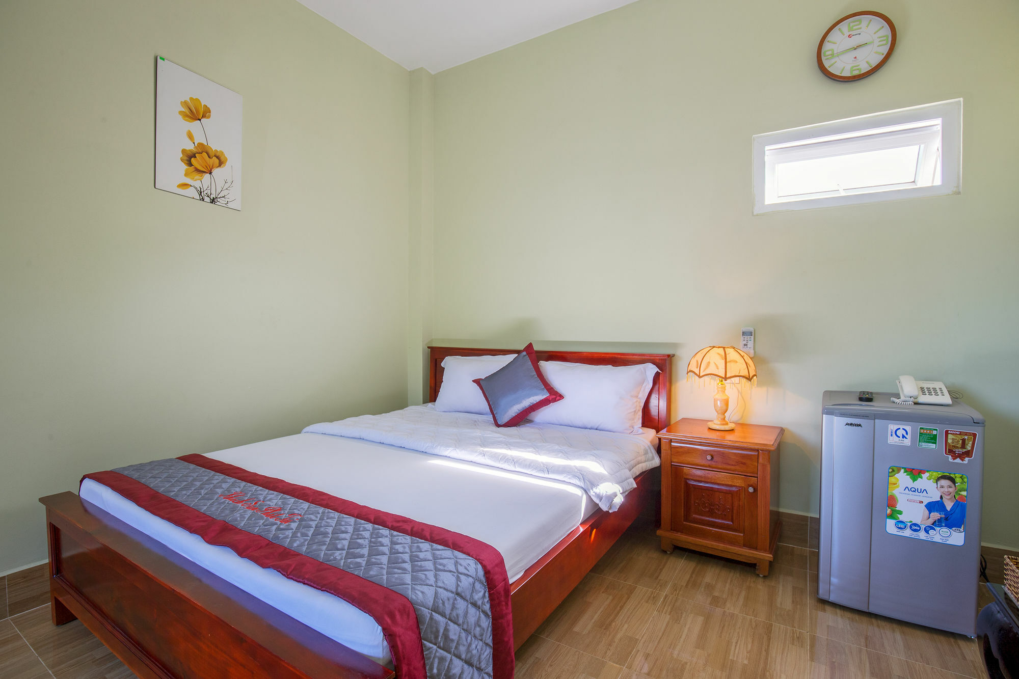 דואונג דונג Phat Tai Hotel מראה חיצוני תמונה